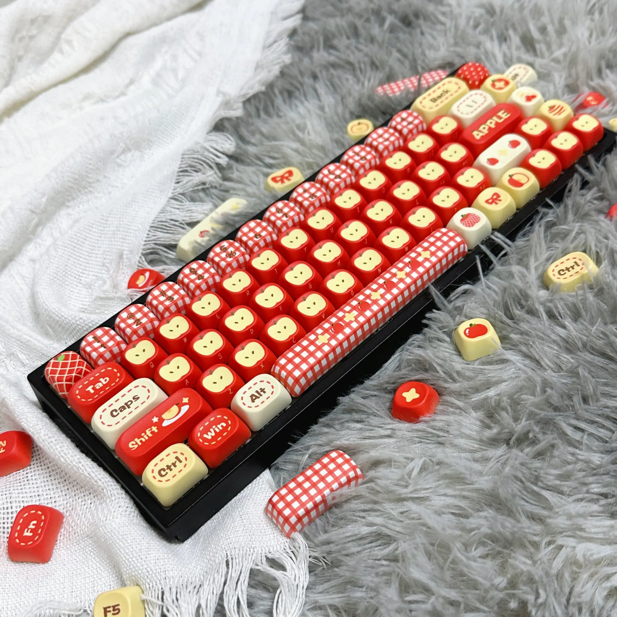 MAIMOOO Cute Green Fruit 97-Key MOA PBT Keycap Set